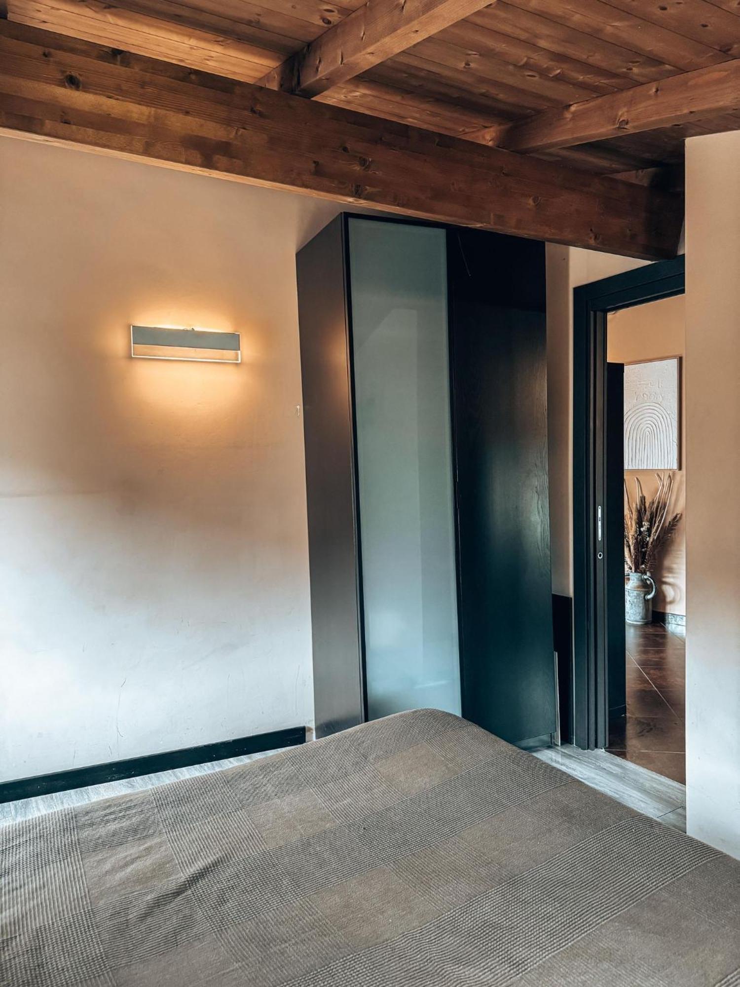 Apartment By Talking Stones